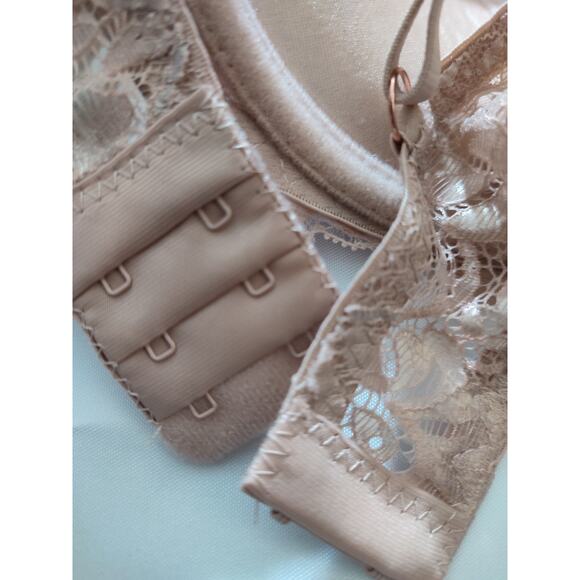 Fredericks of Hollywood Beatrix Scallop Lace Bra Size 36C New - Picture 5 of 5